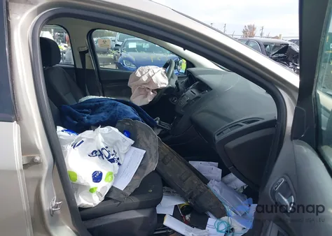 2016 Ford Focus Se from USA, damaged, VIN 1FADP3F24GL335963